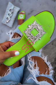 Šľapky so striebornou ozdobou JORDIS+