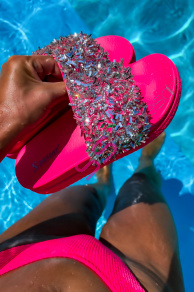 Platformové šľapky zdobené kamienkami RONY-