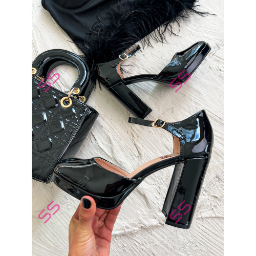 Elegantné lakované sandále MOLLIE-