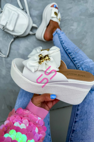 Platformové šľapky so zlatou ozdobou ENOLA+