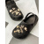 Gumené papuče so zlatými ozdobami BRITTON
