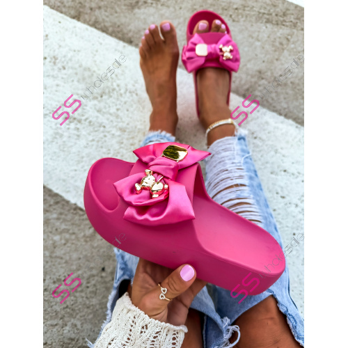 Platformové šľapky so zlatou ozdobou PEPPER-