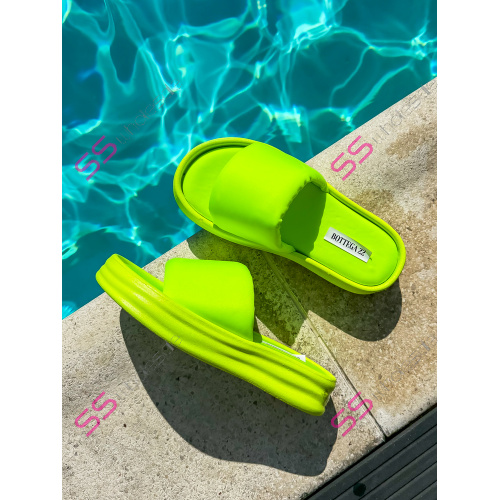 Neónovo-žlté šľapky AVIVA-