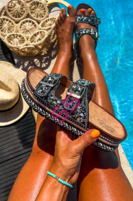 Šľapky zdobené kamienkami CORABEL+