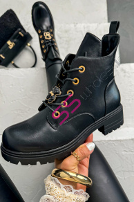 Šnúrovacie členkové čižmy WANITY+