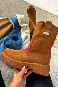 Ultraľahké semišové čižmy MAEVERY-