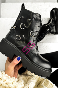 Šnúrovacie čižmy so striebornými ozdobami THEA+