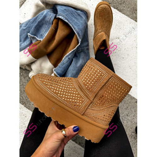 Dámske snehule zdobené nitmi MECCA-