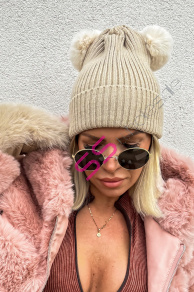 Teplá čiapka s brmbolcami+