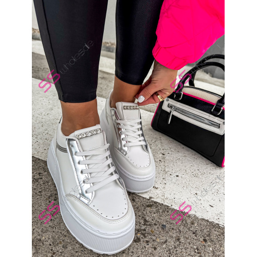 Biele platformové tenisky LITAO-