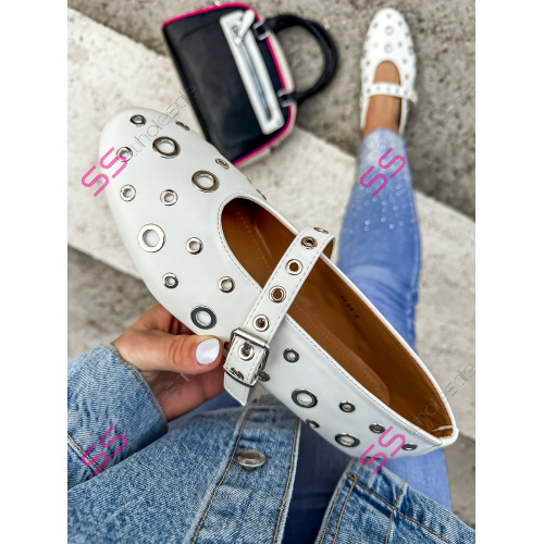 Biele vybíjané balerínky MINURI-