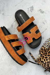 Hnedé dámske šľapky EDITA