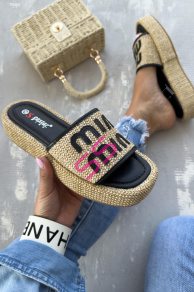 Vzorované dámske šľapky BIARA-