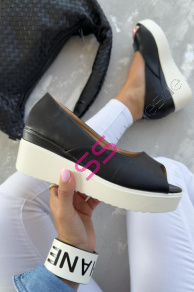 Čierne sandále na platforme SALOME-