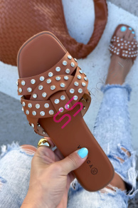 Šľapky zdobené striebornými kamienkami LAMIA-