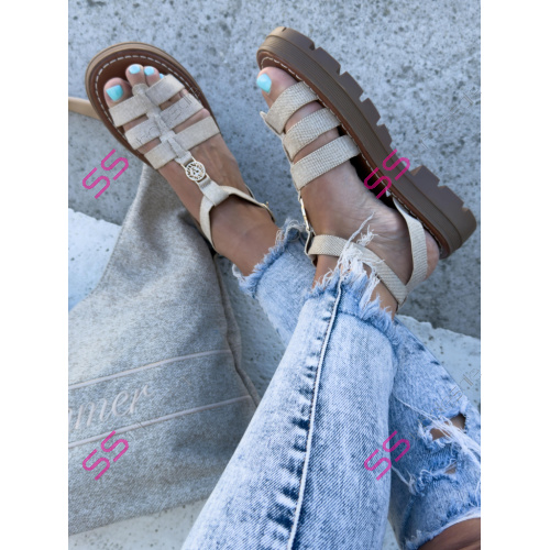 Béžové sandále so zlatou ozdobou ROMANA-