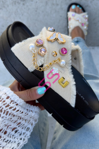 Denim šľapky zdobené kamienkami COLLINS-