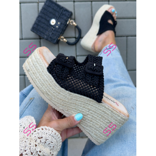 Platformové háčkované šľapky CORALA-