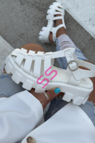 Biele platformové sandále HERMA-