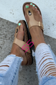 Dámske šľapky so zlatou ozdobou PAULINA