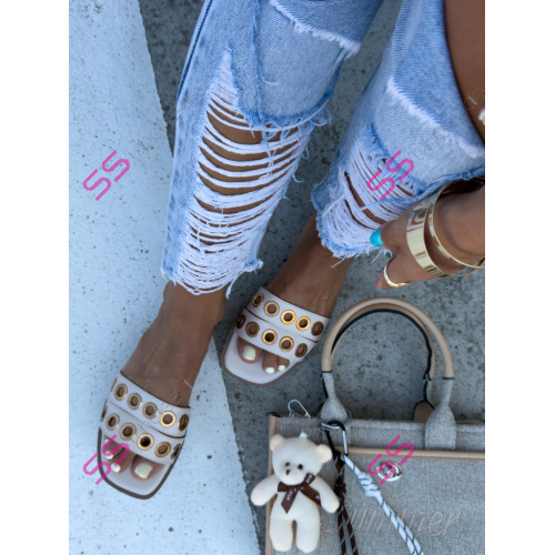 Dámske šľapky so zlatou ozdobou JULIE-