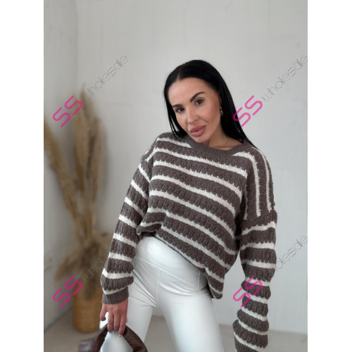 Pletený hnedý pulóver DIANA