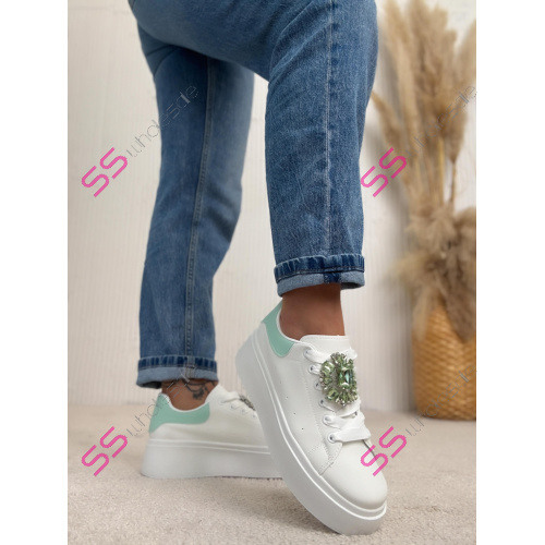 Tenisky zdobené kamienkami ASHLEY+