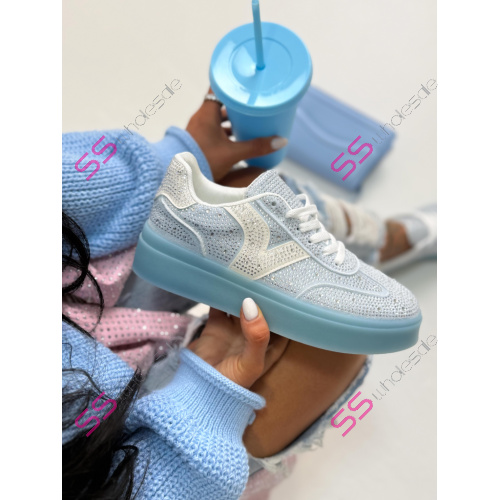 Platformové tenisky zdobené kamienkami CHILA