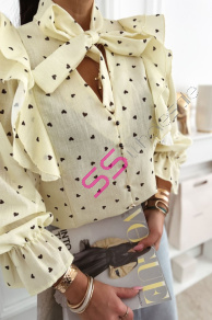 Blúzka so volánmi na ramenách CAROLINE