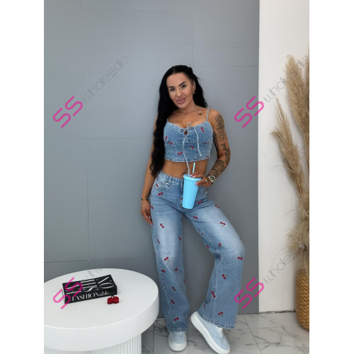 Wid leg rifle s vysokým pásom zdobené s čerešňovou výšivkou