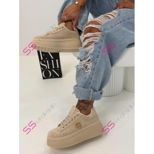 Platformové semišové tenisky so zlatými aplikáciami JANELA-