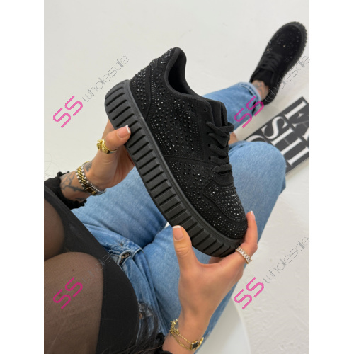 Platformové tenisky zdobené kamienkami BREDA