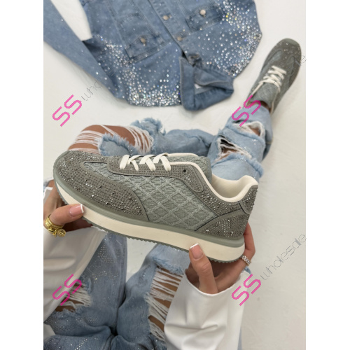 Platformové tenisky zdobené kamienkami NESANA-